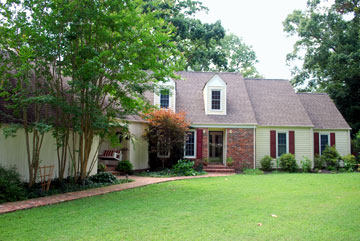 It's A Treat Farm Bed and Breakfast - Lawrenceburg, Tennessee