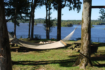 Riverside Cottage - Tuscumbia, Alabama