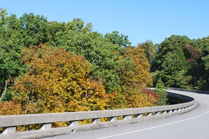 Pix 3 - Curvy Bridge