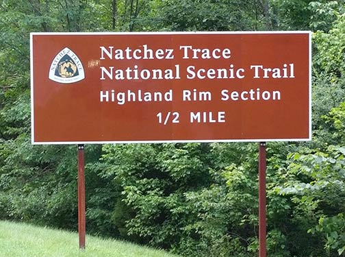 Highland Rim Trail - northern trailhead - Natchez Trace Parkway