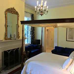 Louise Suite
