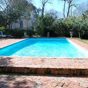 Outdoor Swimming Pool - Natchez, MS Bed and Breakfast