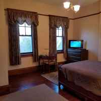 Maple Terrace Inn - Mahogany Room