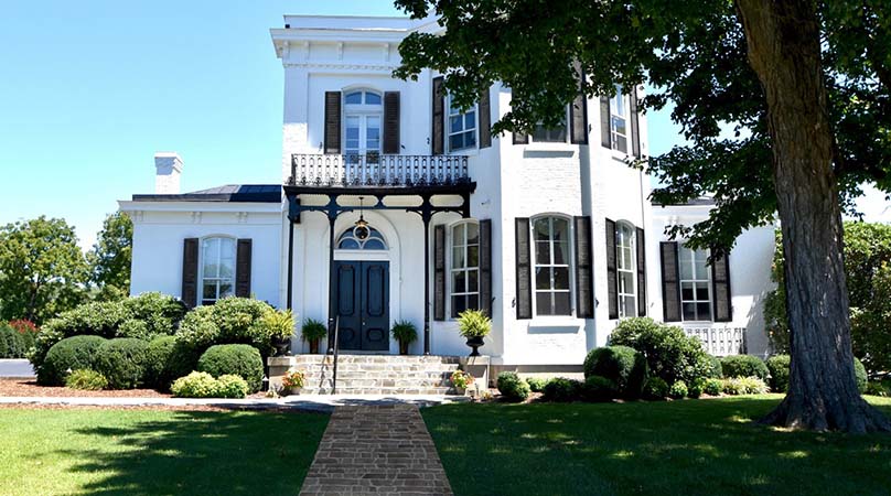 Tennessee Bed And Breakfasts And Guest Houses Near The Natchez