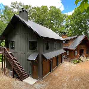 Timber Ridge Cabin and Carriage House - Franklin, Tennessee Vacation Rental