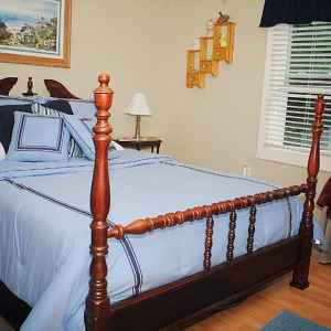 Lighthouse Room - Queen Size Bed
