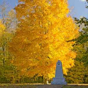 Tennessee - War of 1812 Memorial - Natchez Trace Fall Foliage - November 1 - Photographer: Kevin Long