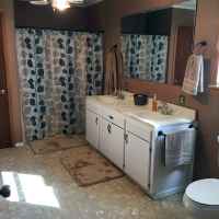 Private Bathroom with Shower/Tub Combo