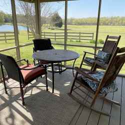 Screened-in Porch