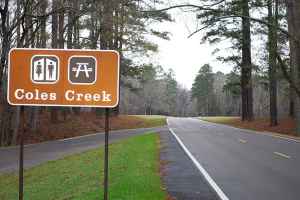 Parkway at Coles Creek site - milepost 17.5 - Mississippi