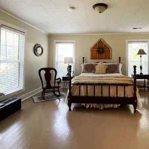 Savannah's Sanctuary - Master Bedroom