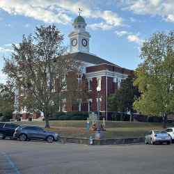 Courthouse at Kosciusko, Mississippi - milepost 160